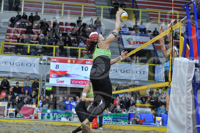 Unet Beach Volleyball Indoor